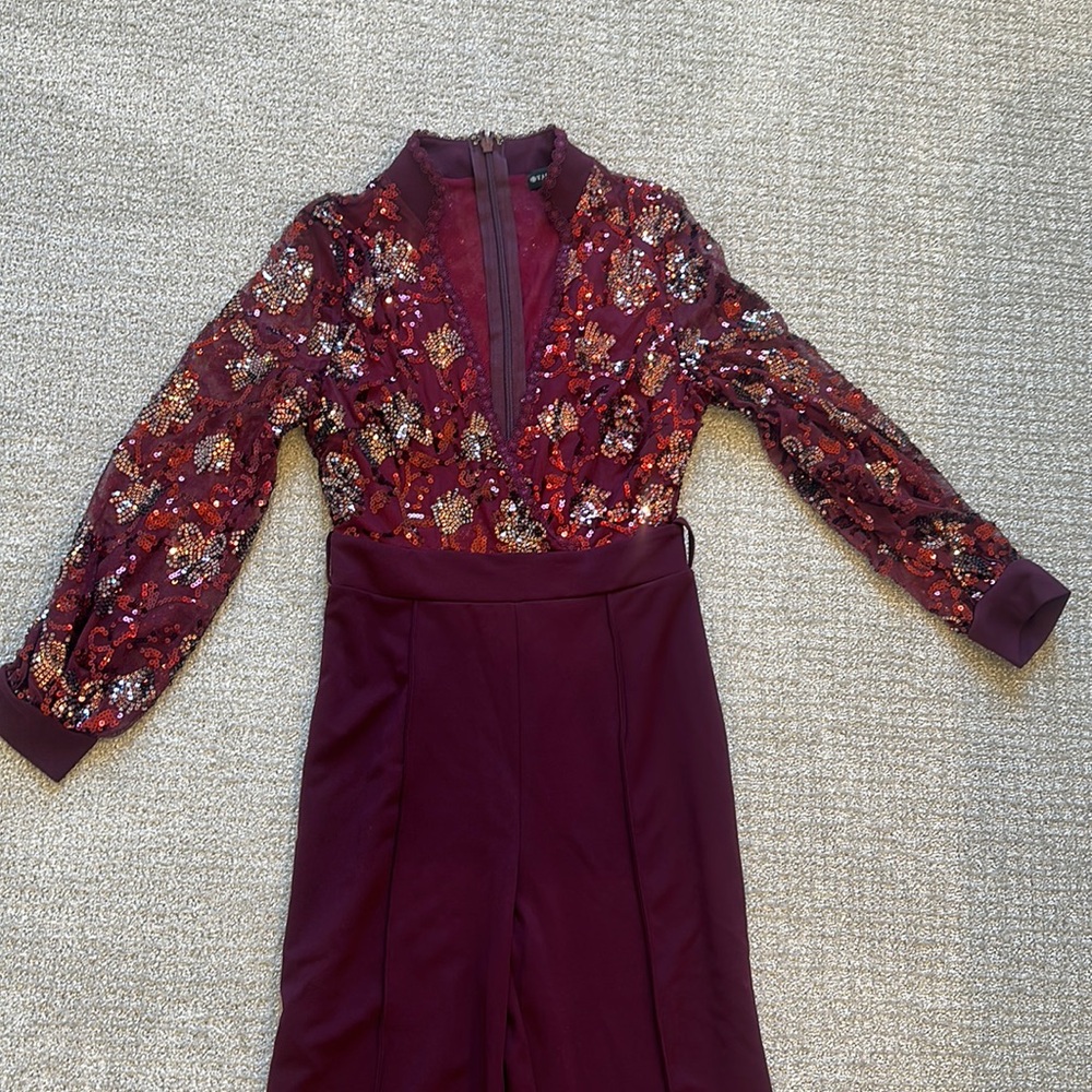 Sequenced jumper size medium NWT